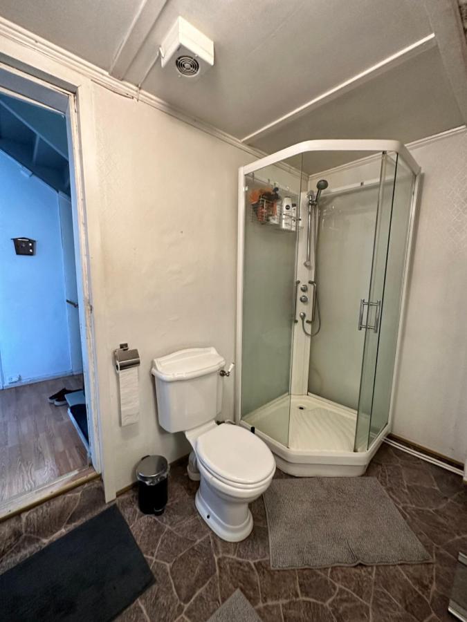 Oslo House, Nedre Kjellerstuvei, First Floor, Twin Homestay *